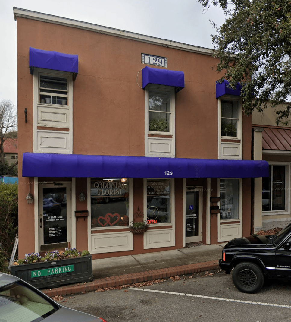 Colonial-Floral Fascinations - Image 1