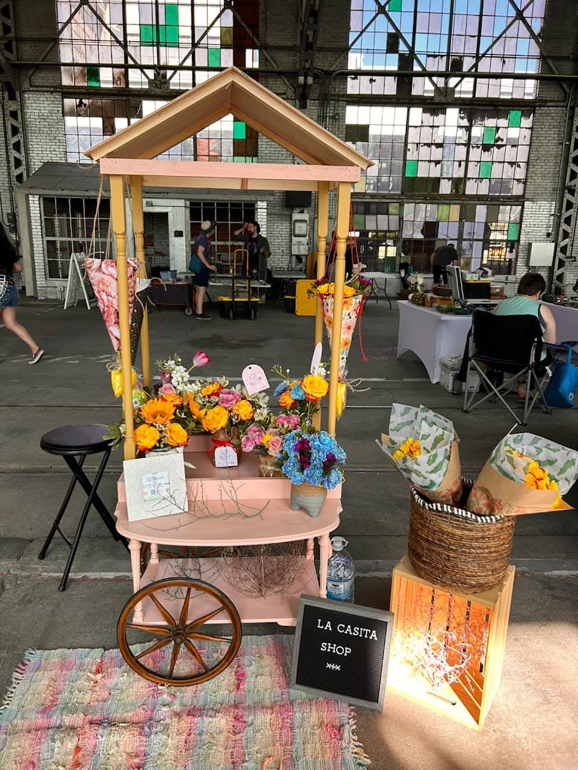 La casita flower shop - Image 1