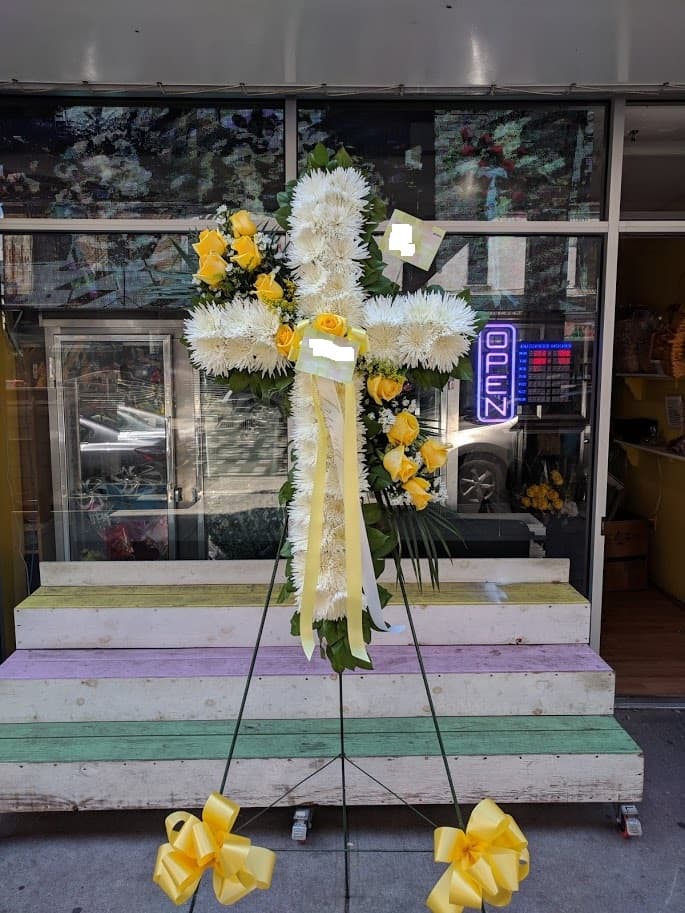 Mwah Flowers-NYC & Maimonides - Image 1