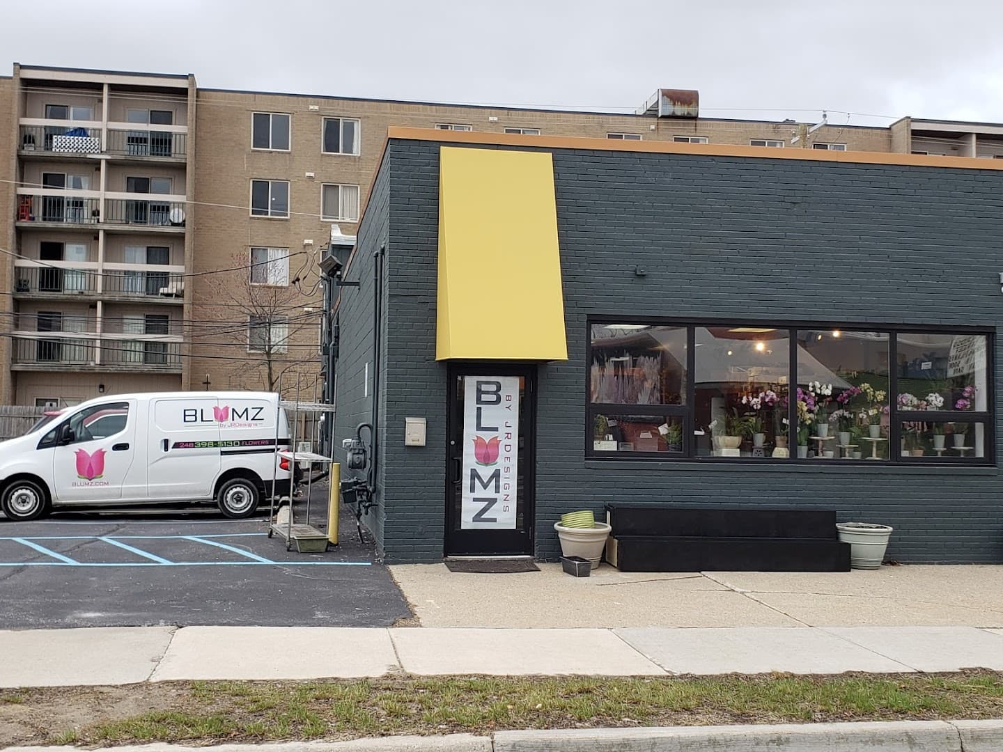 Blumz Florist - Image 1