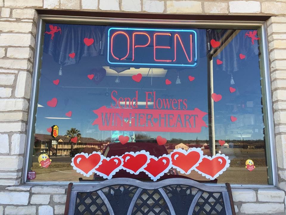 A & L Florist - Image 1