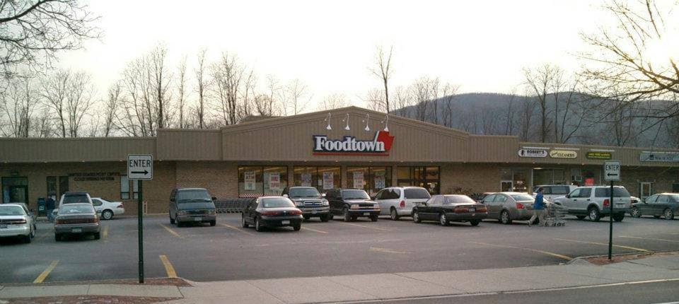 Foodtown of Cold Spring - Image 1