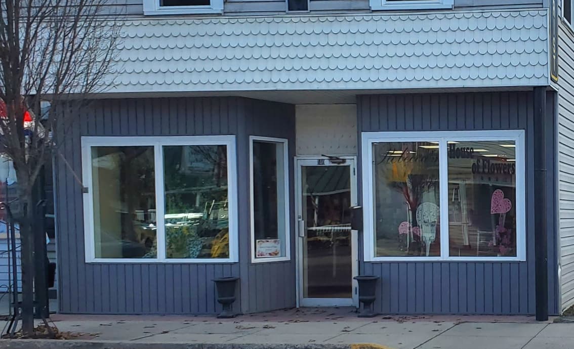 Rebecca's House of Flowers - Image 1