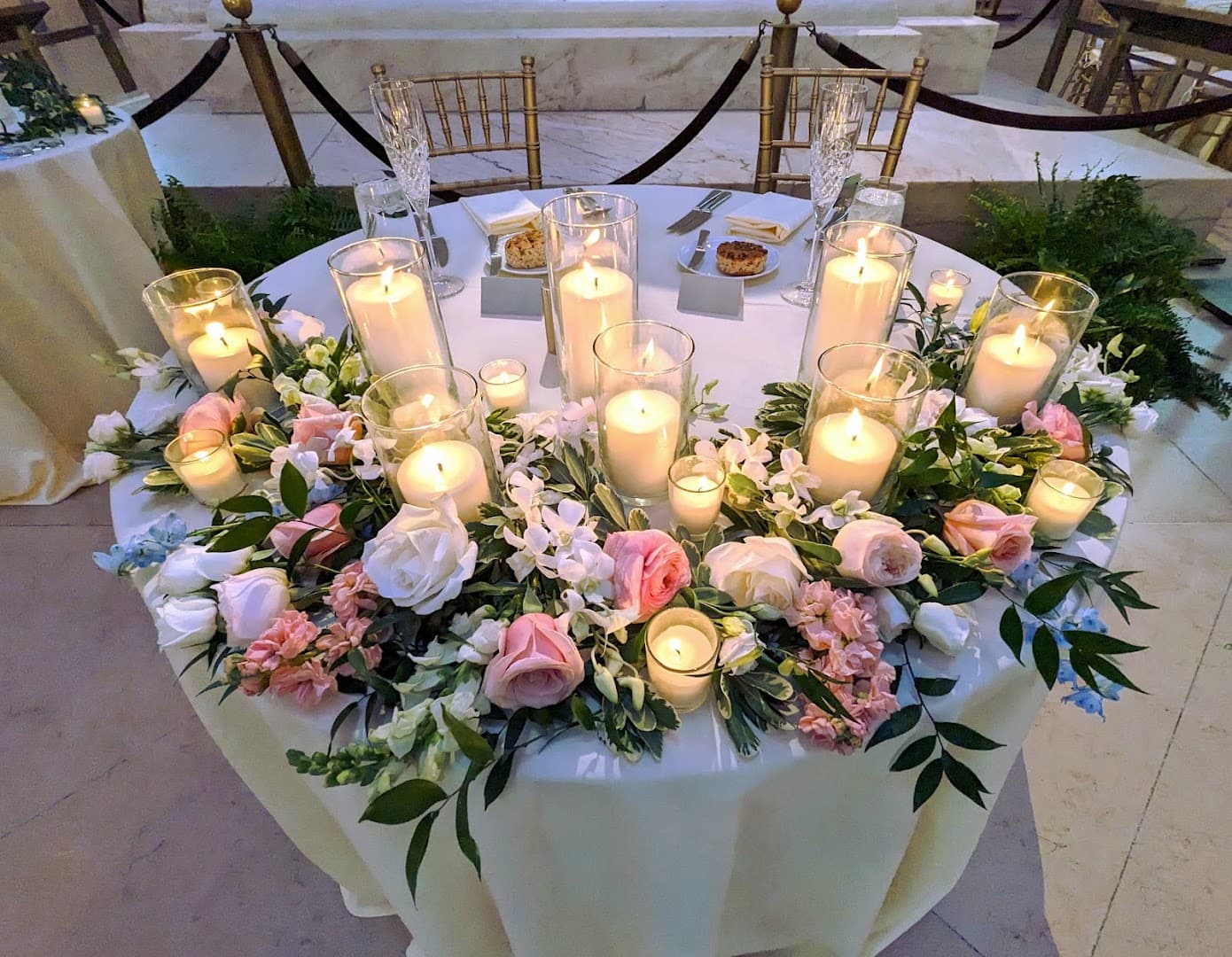 Sweet Pea Event Decorator - Image 1