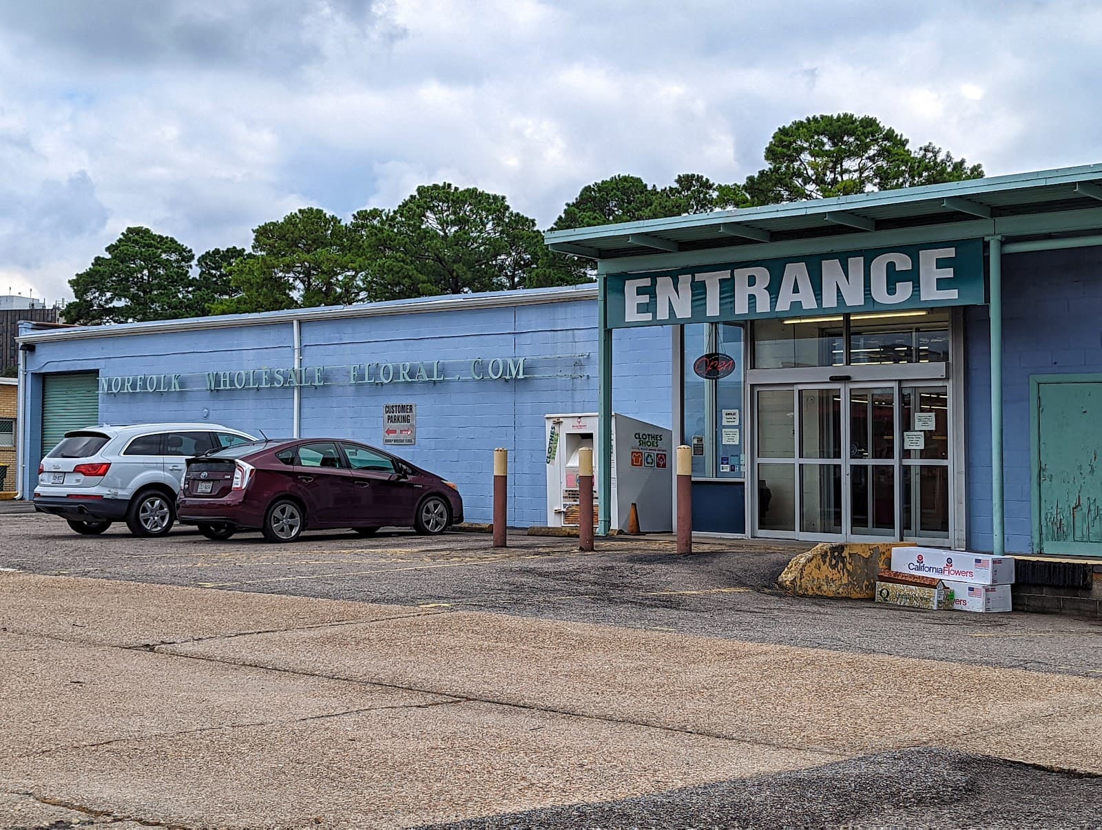 Norfolk Wholesale Floral - Image 1