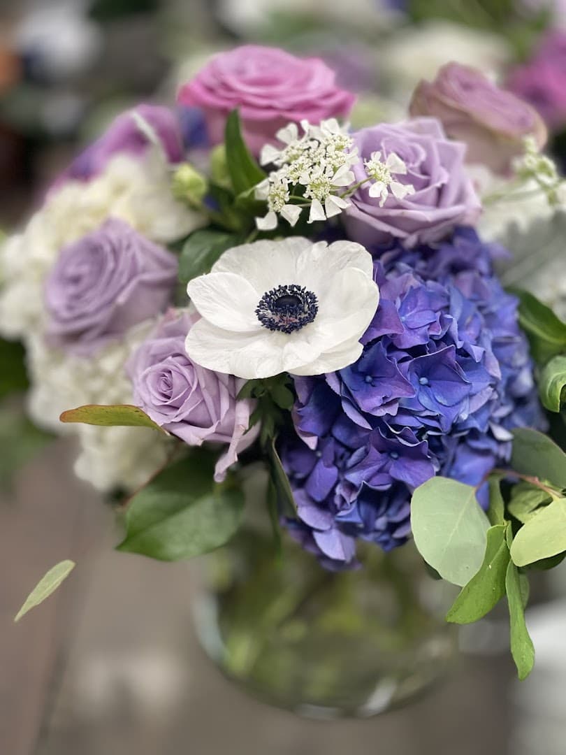 Grayce Floral - Image 1