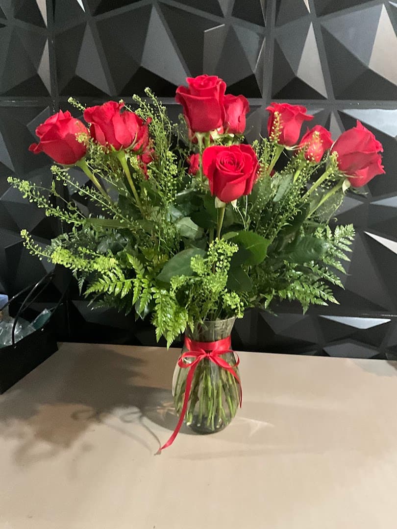 Hills Floral - Image 1