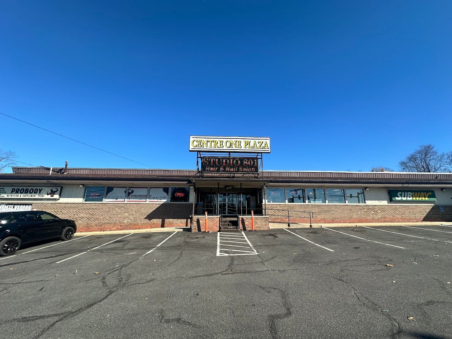 Centre One Plaza - Image 1