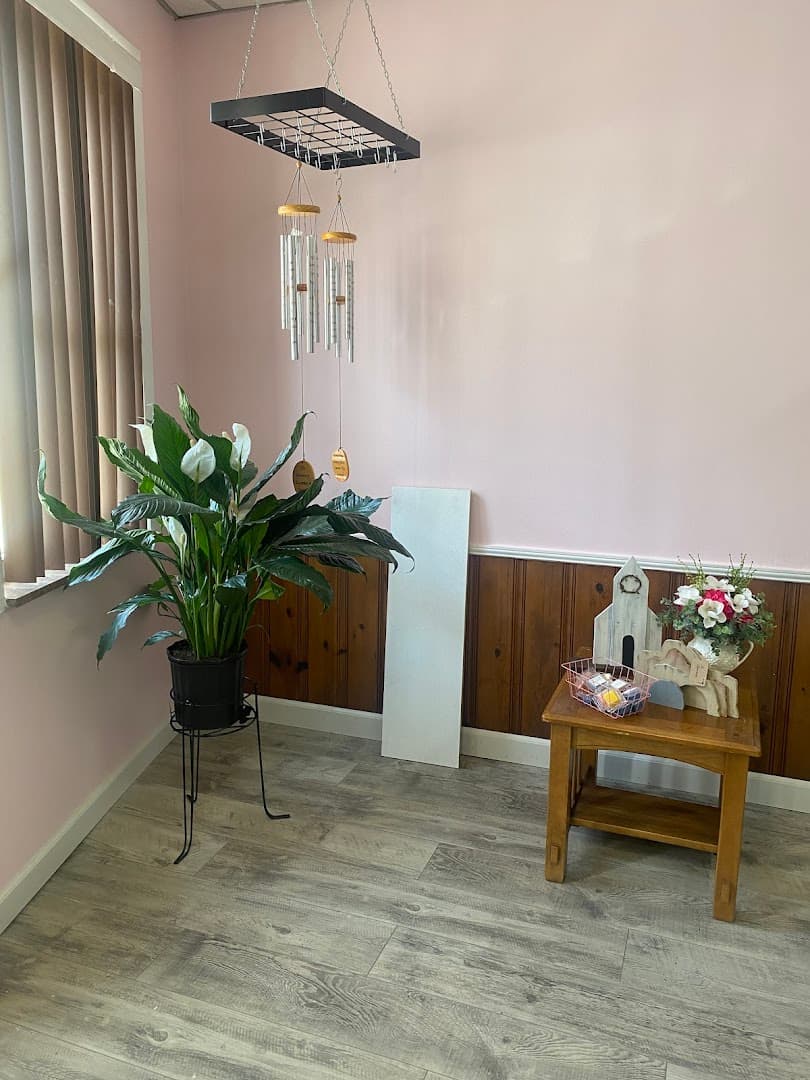 Sweetpea Floral - Image 1