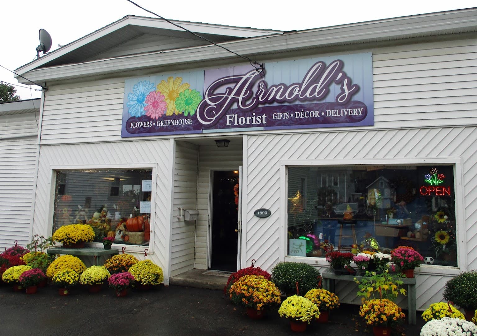 Arnold's Florist of Homer - Image 1