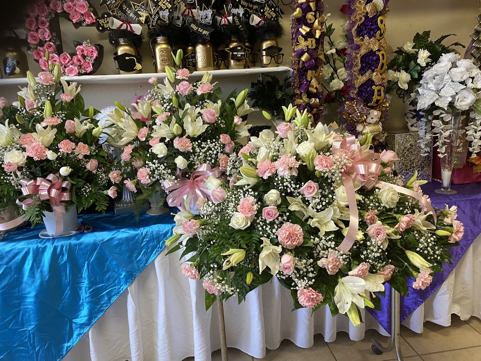 Juanita’s Flower Shop - Image 1