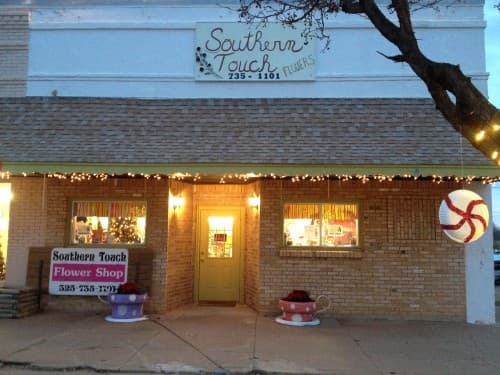 Southern Touch Flowers & Gifts - Image 1