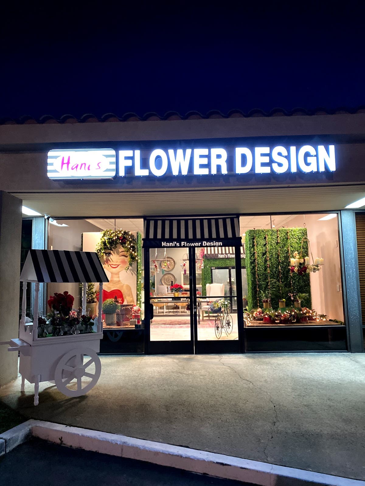 Hani's Flower Design - Image 1