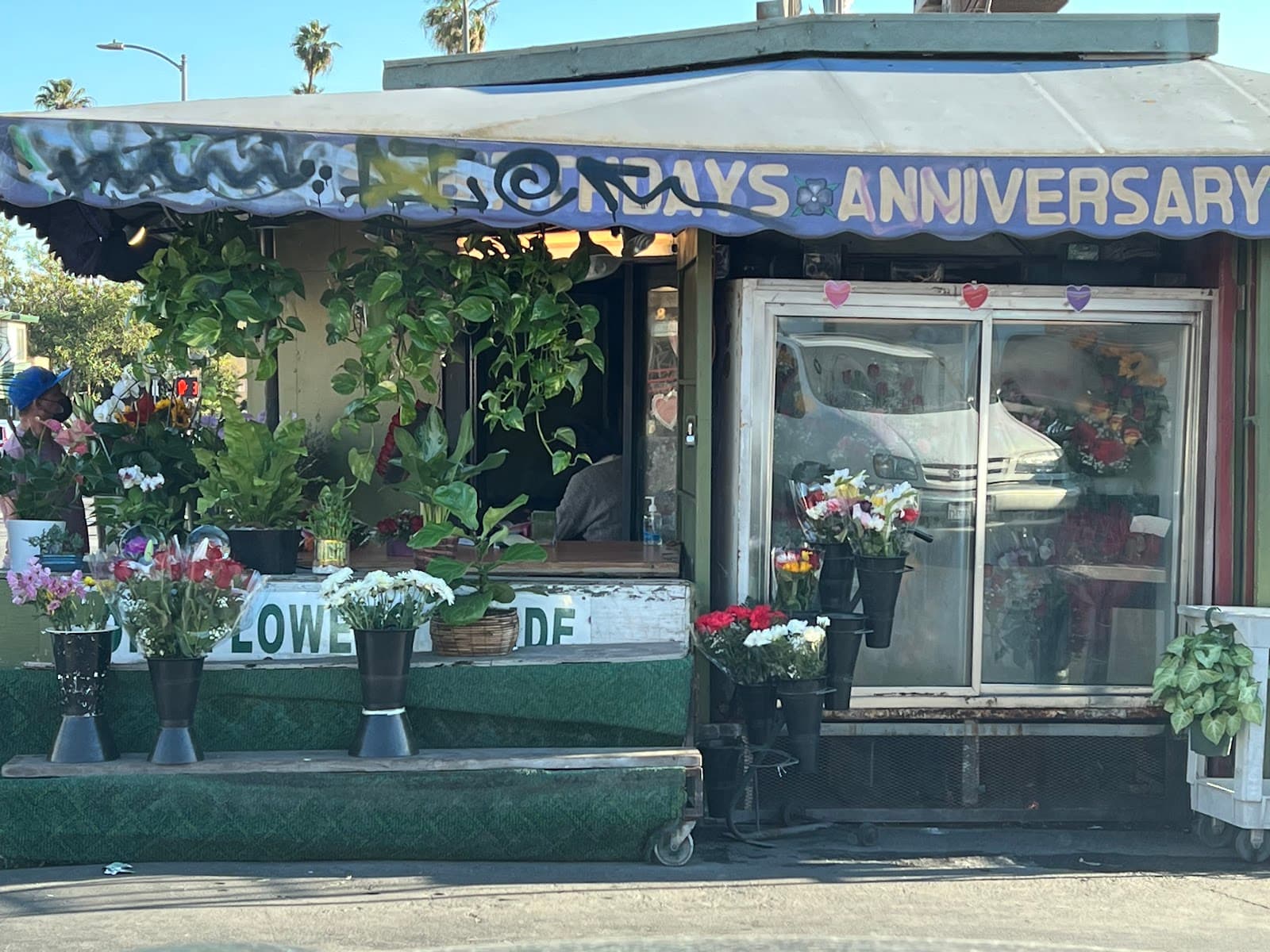 LA Quick Flowers - Image 1