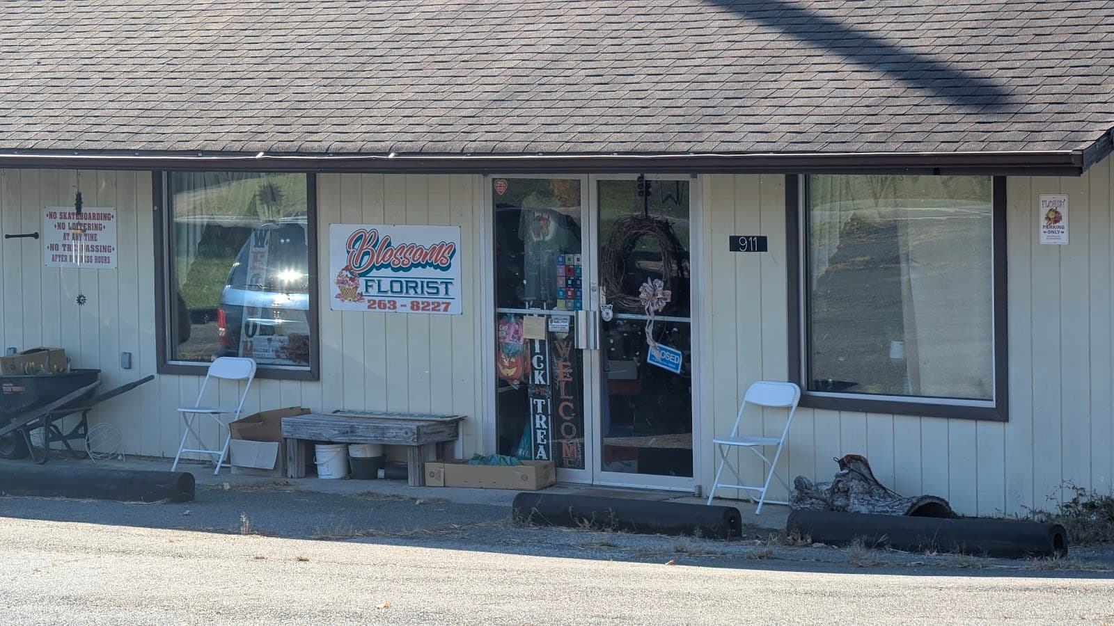 Blossoms Florist - Image 1