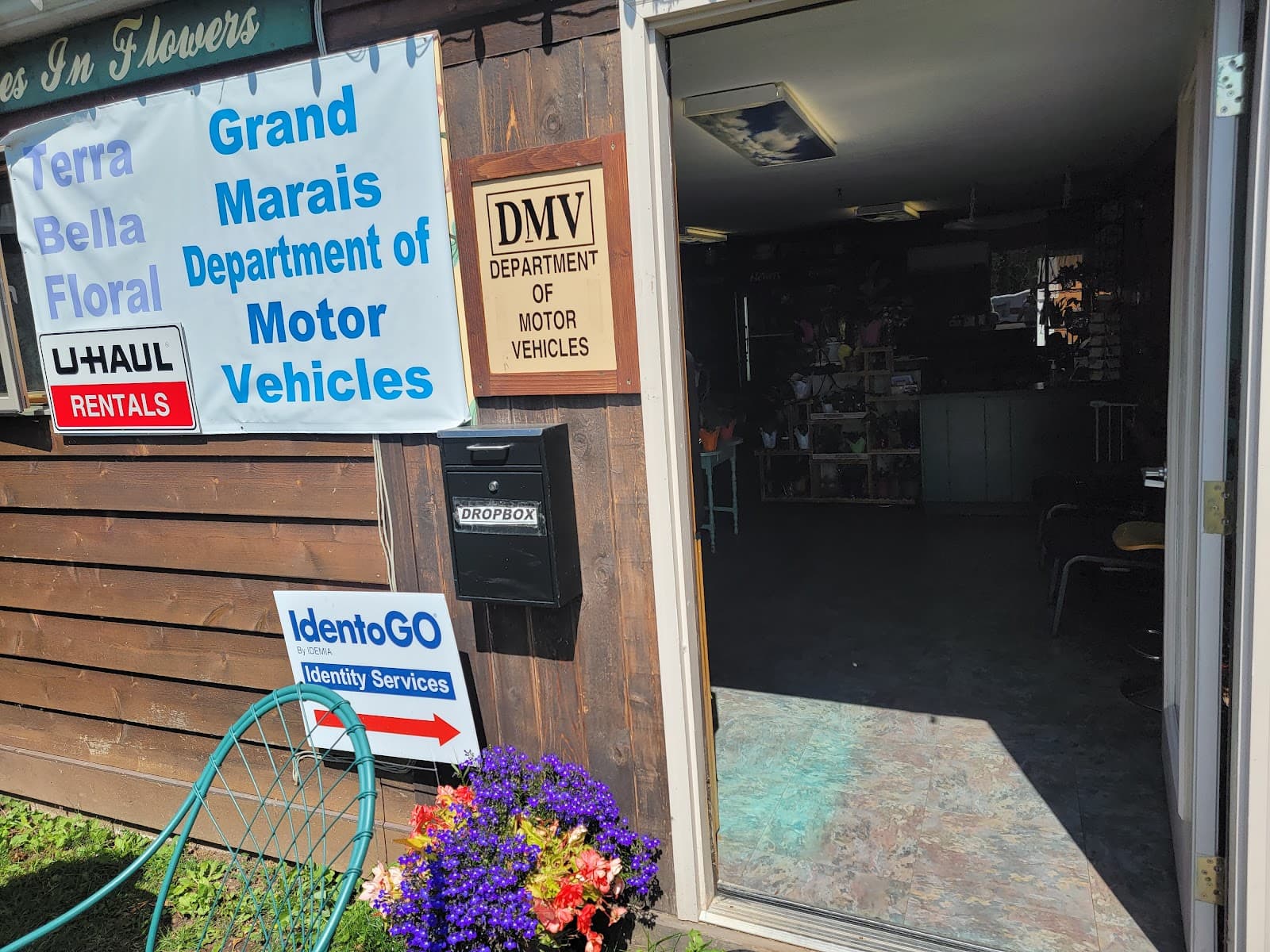 Terra Bella Floral - Image 1