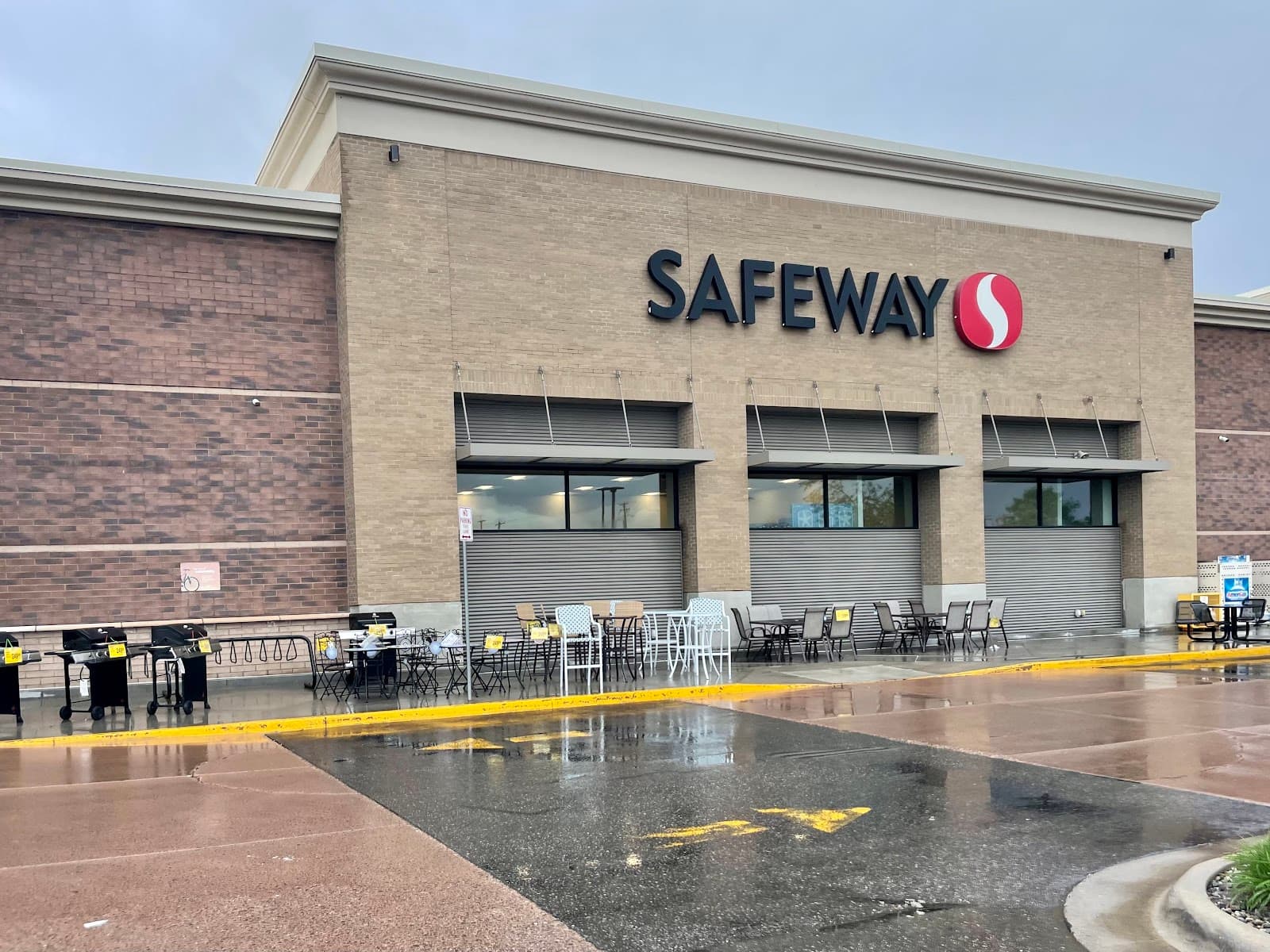 Safeway - Image 1