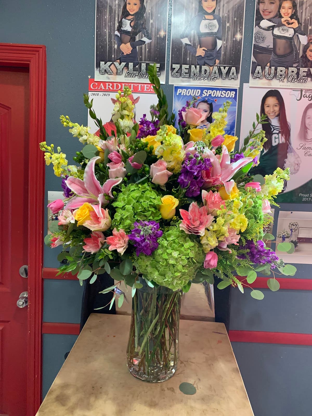 A Little Castle Flower Shop - Image 1