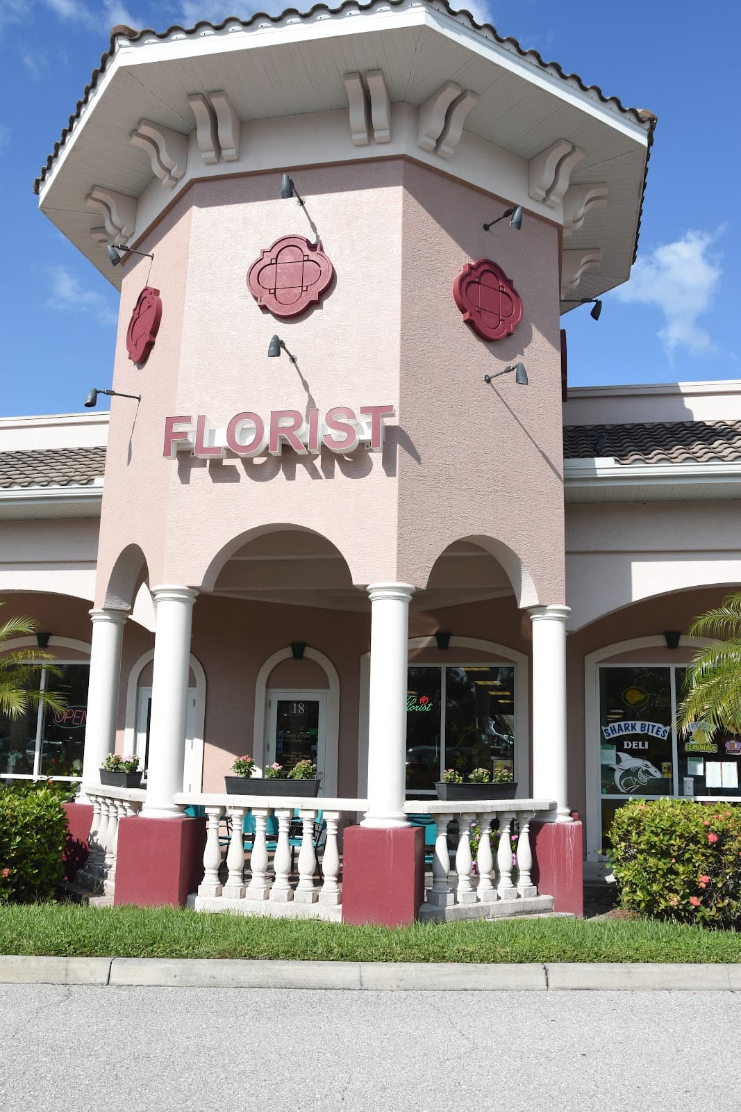 Venice Garden Of Eden Florist - Image 1