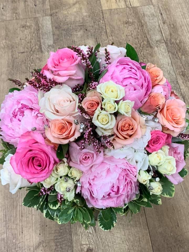 Ken's Flower Shop - Image 1