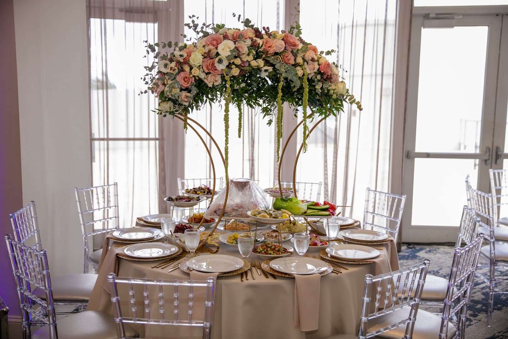 RusticMeetsChic - Image 1