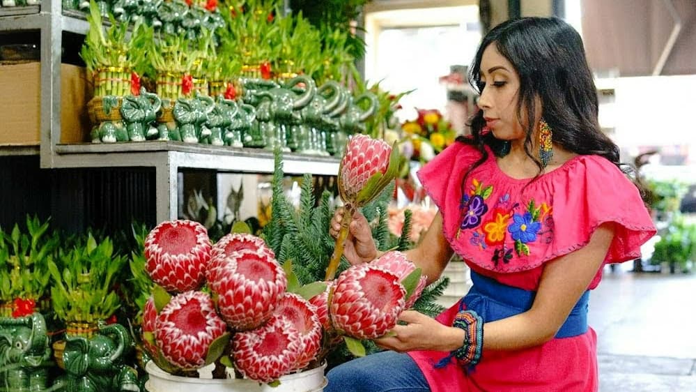 California Flower Mall - Image 1