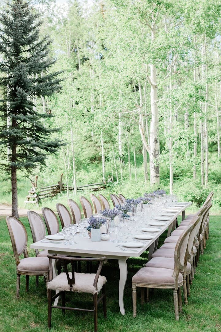 Bloom Flower Shop - Image 1