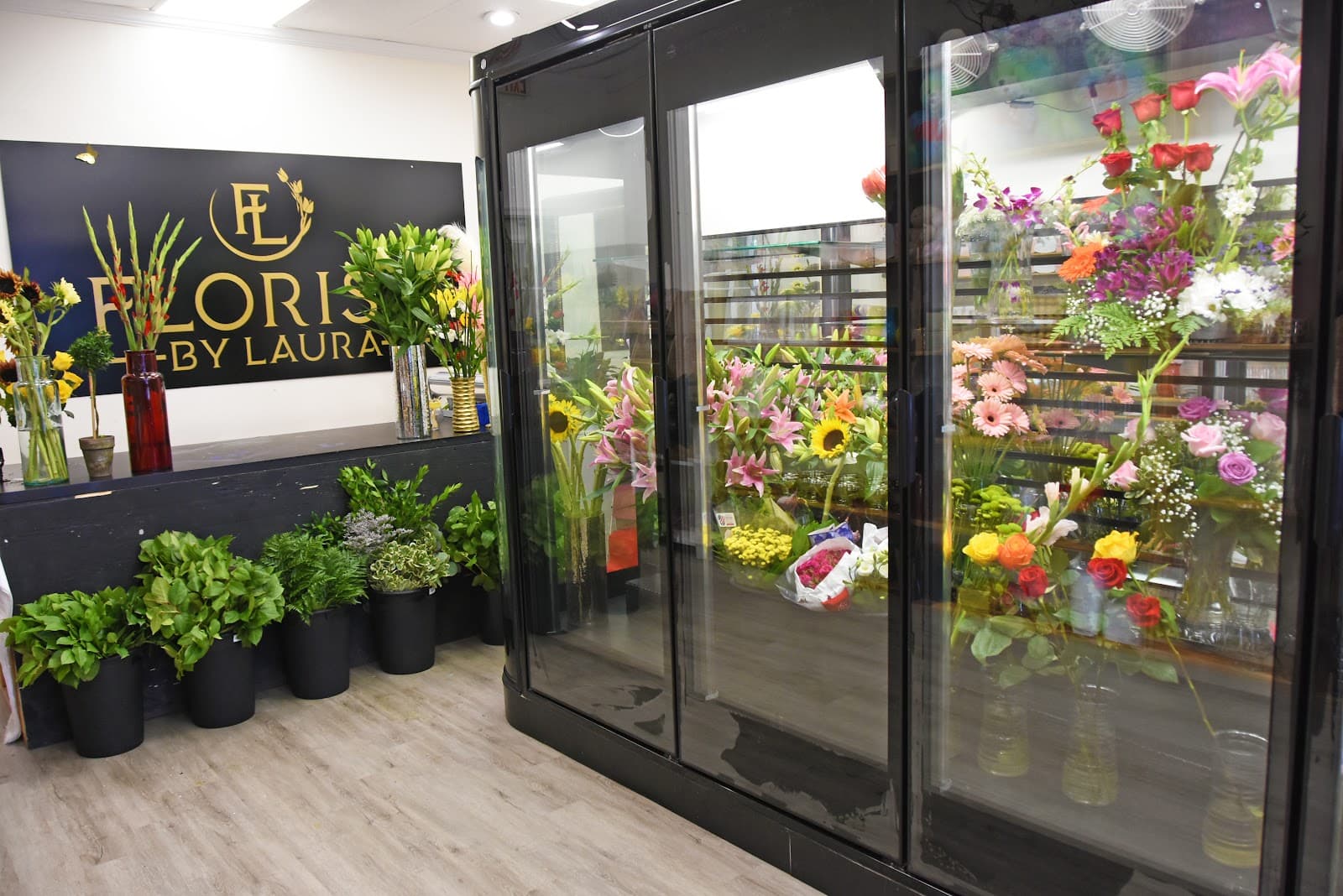 Florist By Laura - Image 1