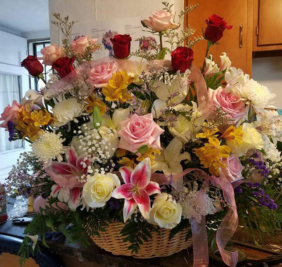 Candy Bouquet Flowers - Image 1