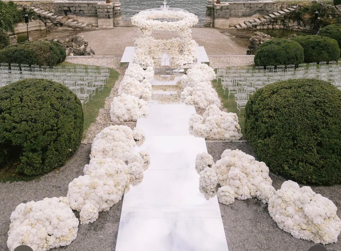 NO.21 Floral Design - Image 1