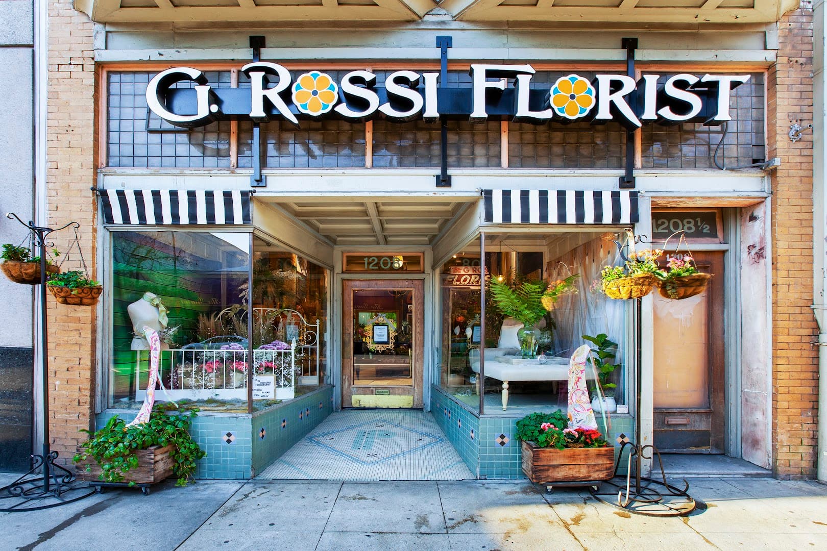G Rossi Florist Inc - Image 1