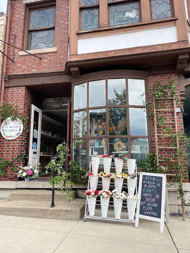 In Bloom Florals, LLC - Image 1