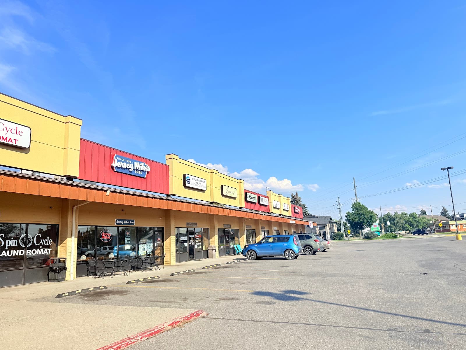 New Look Floral - Image 1