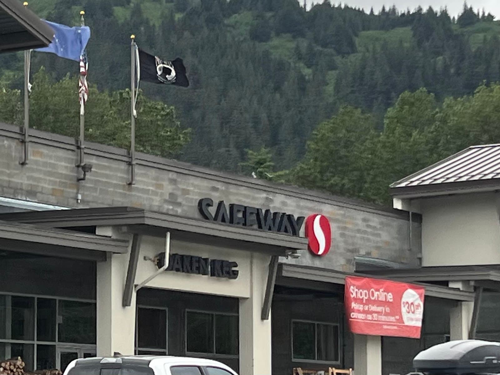 Safeway Floral - Image 1