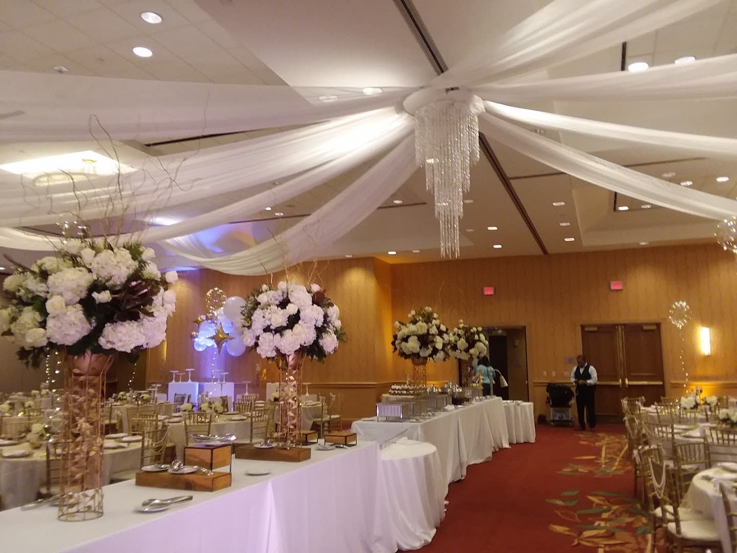 The Flower Coach Florist - Image 1