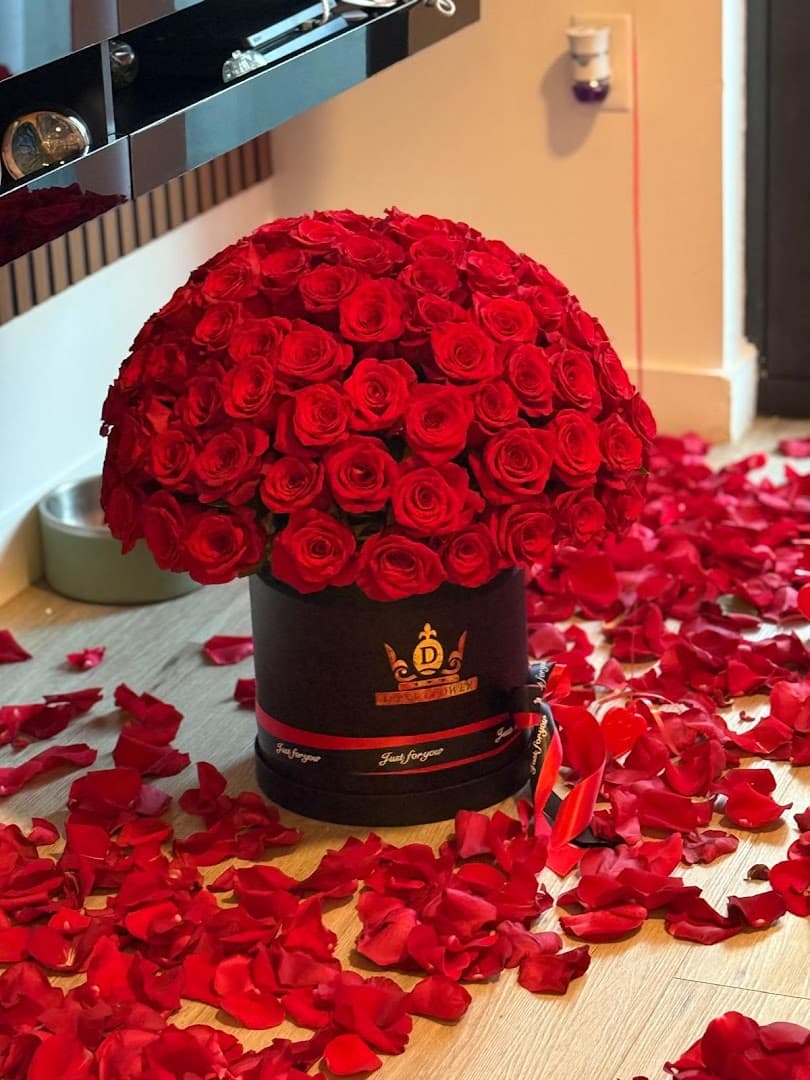Dany Flowers - Image 1