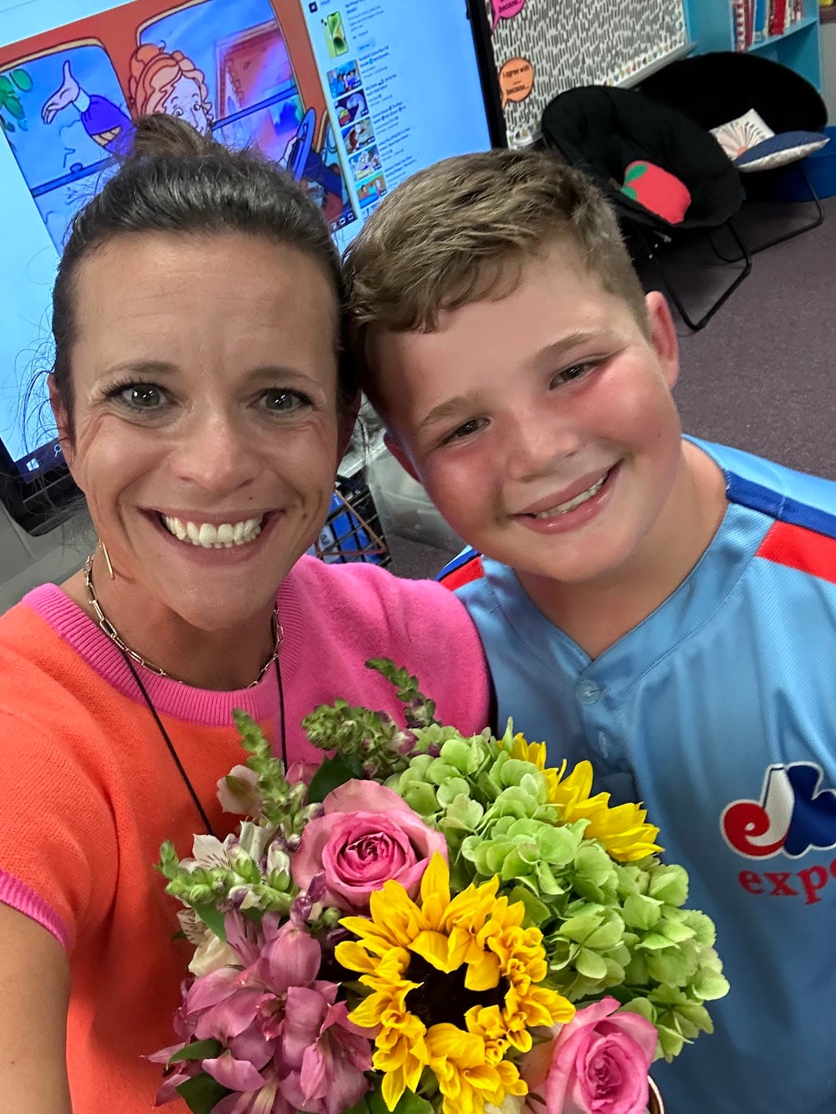 The Florist on Hickory Street - Image 1