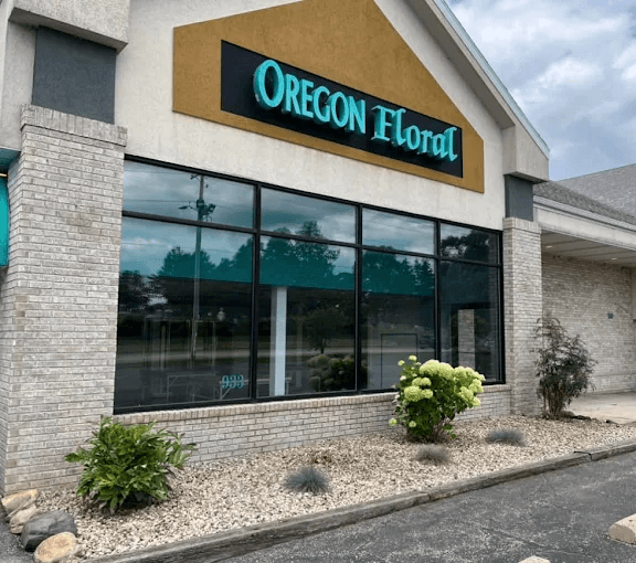 Oregon Floral and Crafts - Image 1