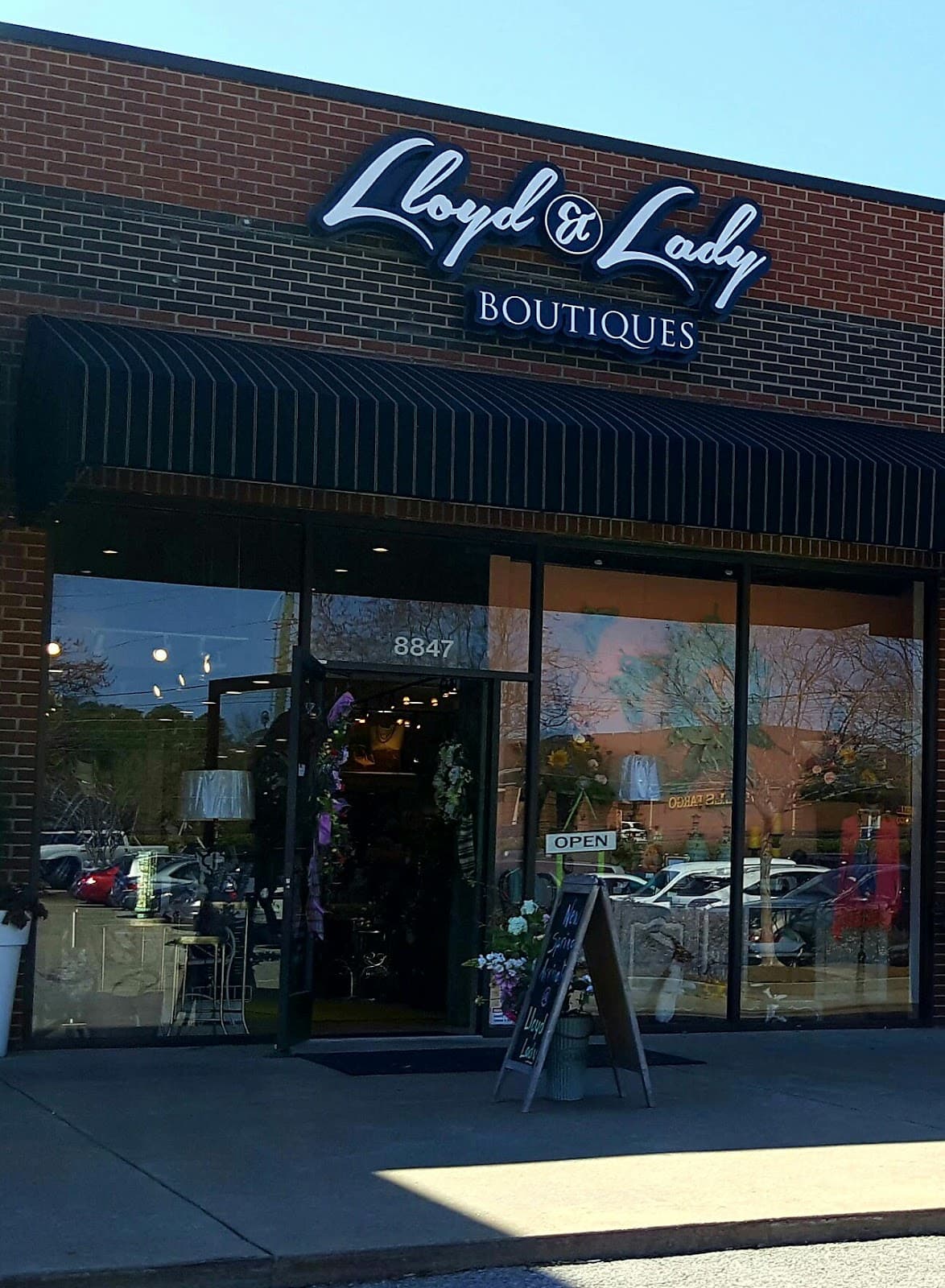 Lloyd & Lady Boutiques - Image 1
