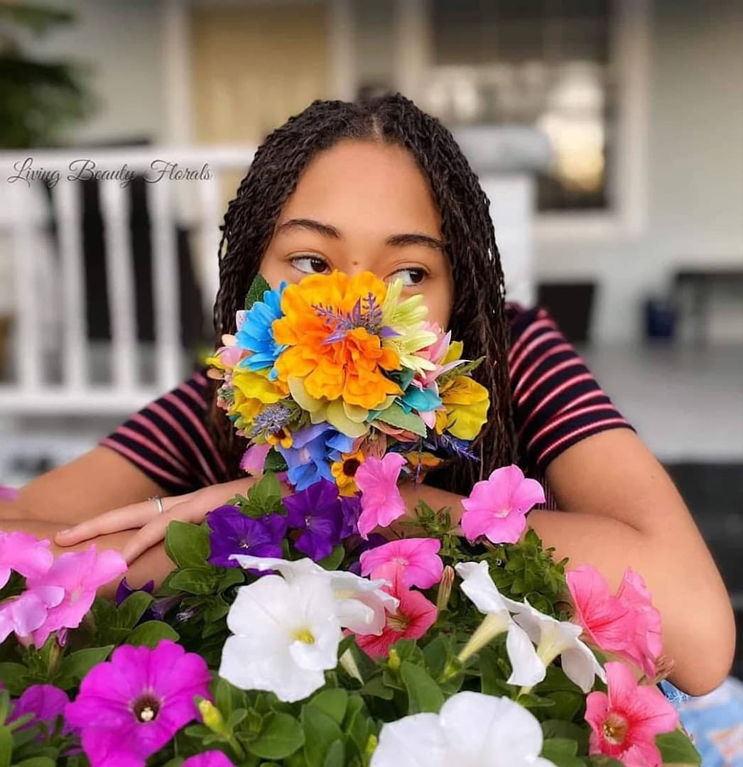 Living Beauty Florals - Image 1