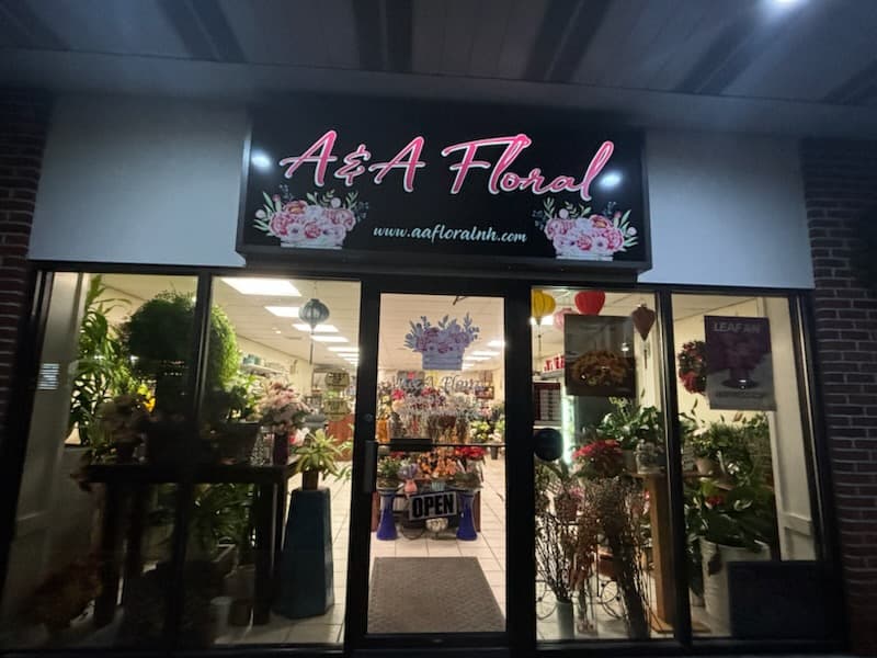 A & A FLORAL - Image 1