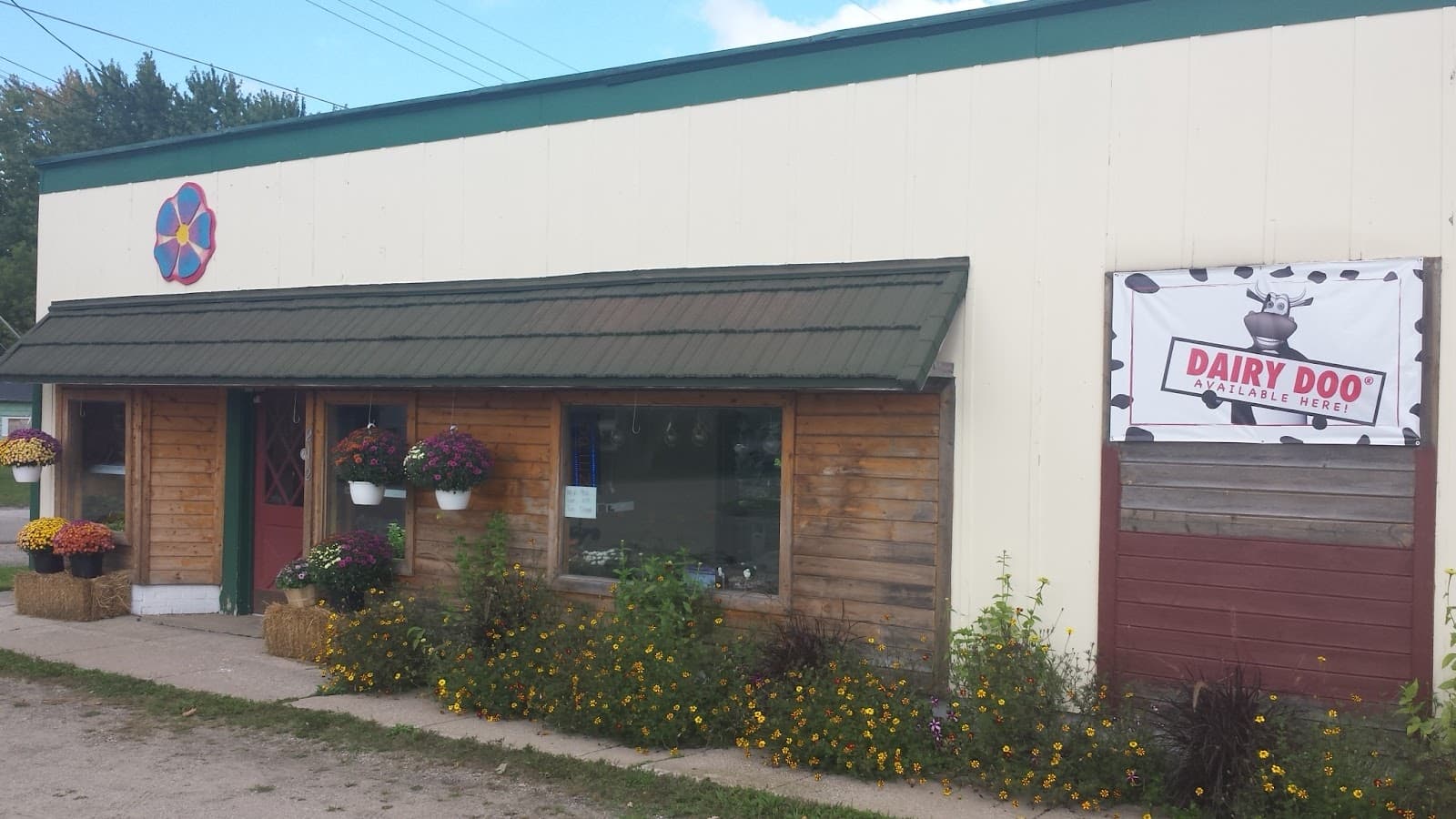 Roscommon Floral & Growing Up Greenhouse - Image 1