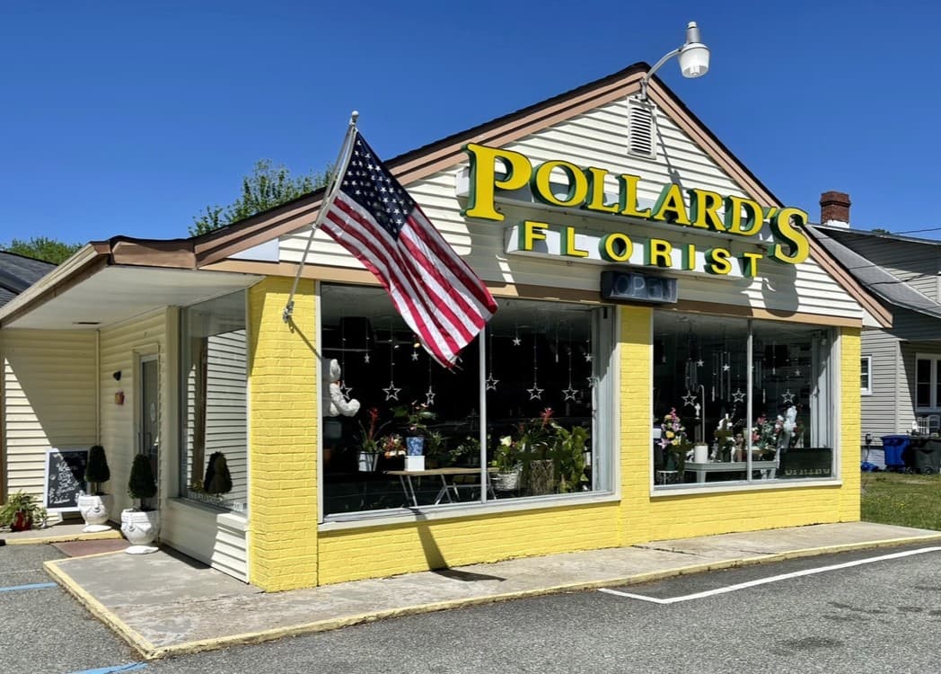 Pollard's Florist - Image 1