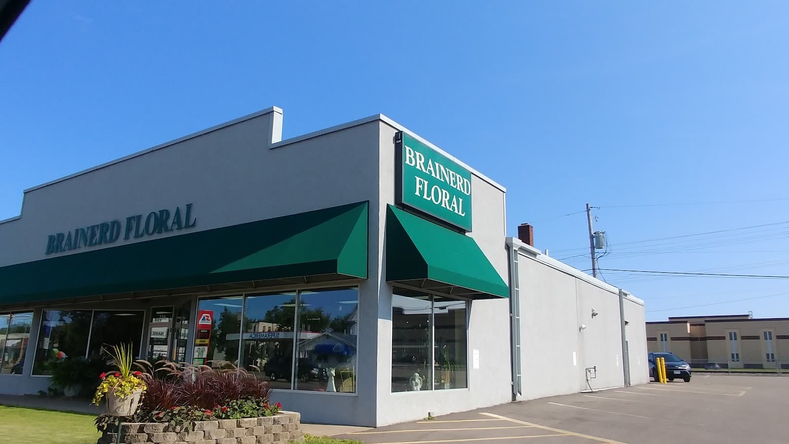 Brainerd Floral - Image 1