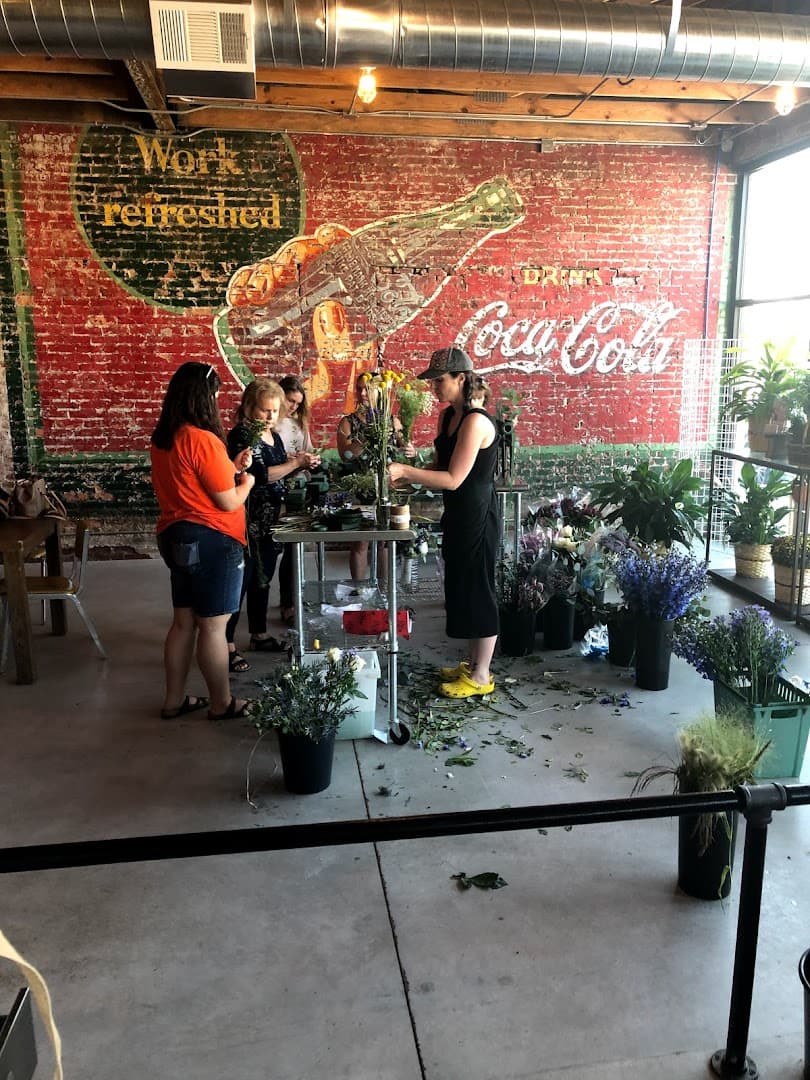 Burnett's Flowers & Design - Image 1
