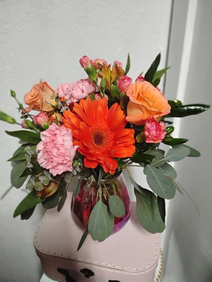 Arizona Flower Girl - Image 1