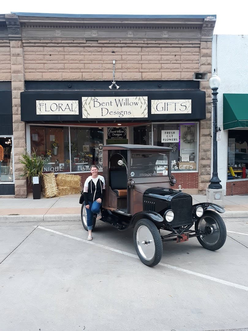 Bent Willow Designs - Image 1