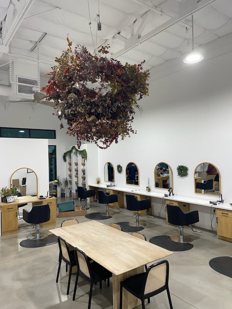 FleurElise Floral Studio - Image 1