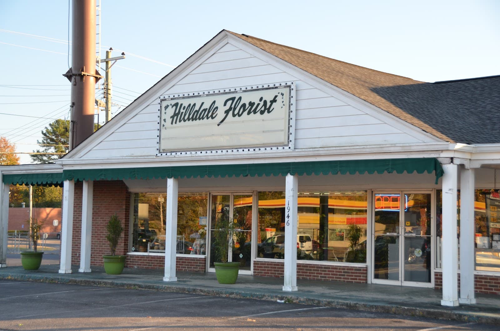 Hilldale Florist - Image 1
