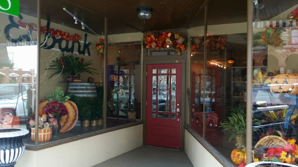 EUBANK FLORIST & GIFTS - Image 1